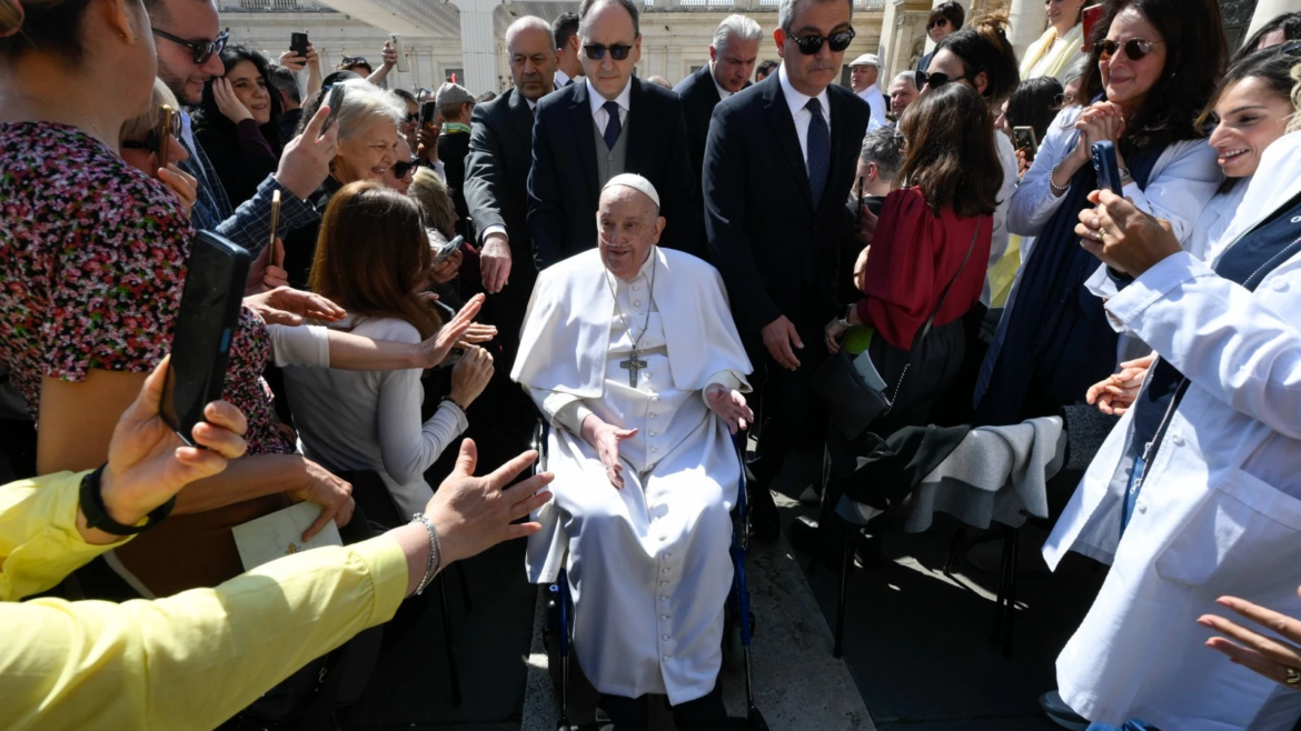 Papa Francisco en meditaciones del Vía Crucis: “La economía de Dios no mata, ni aplasta”