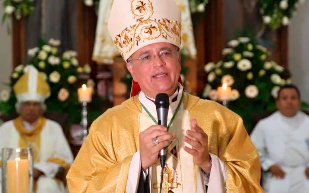 Obispo de Nicaragua en Viernes Santo: El Amor fue crucificado para estar “en todos los crucificados del mundo”