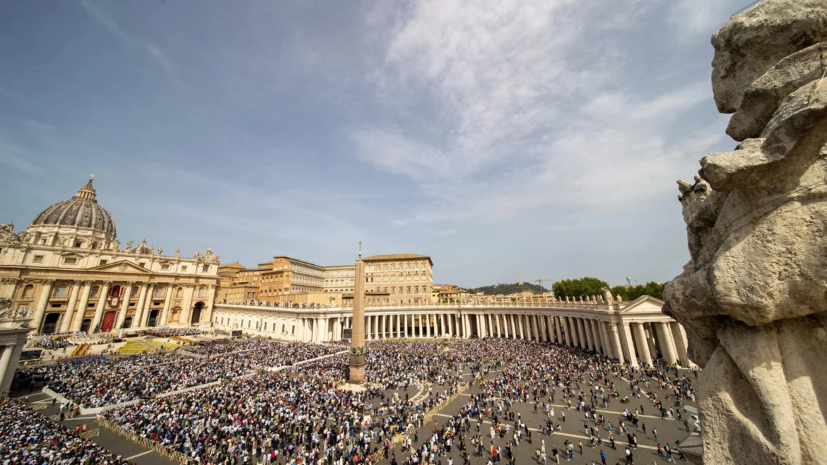 ¿Qué sucede durante los 9 días de luto por el Papa en el Vaticano?