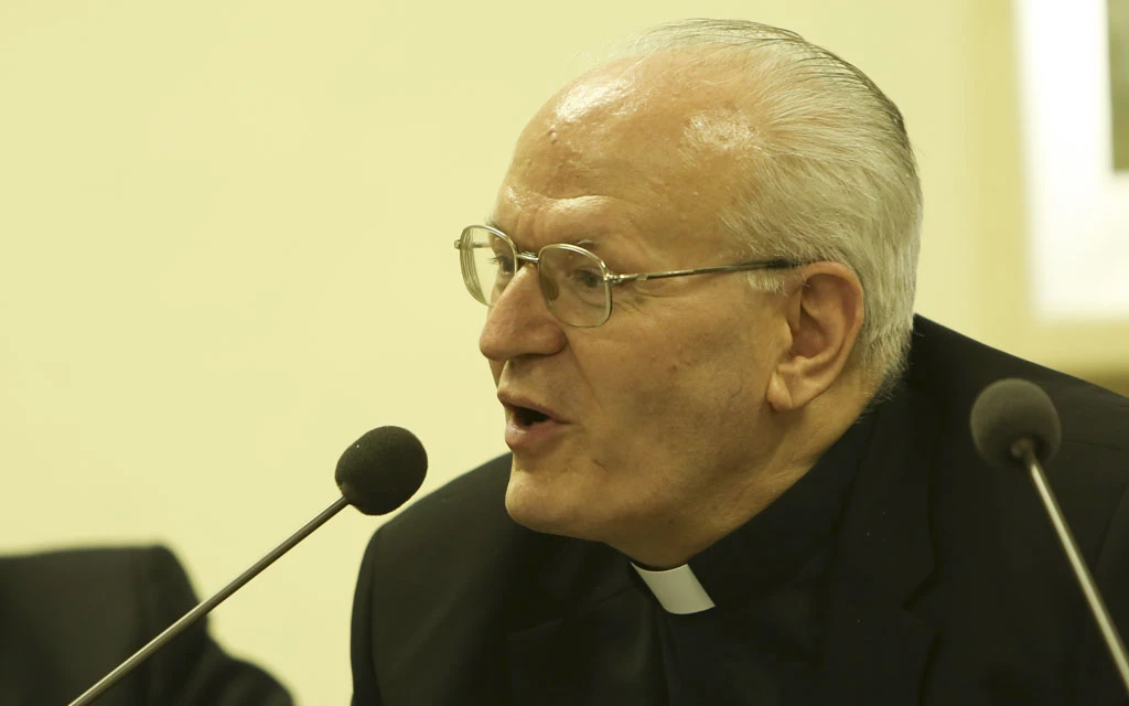 Cardenal Erdö: El cónclave no elige al CEO del Vaticano sino a un padre espiritual de 1.300 millones de almas