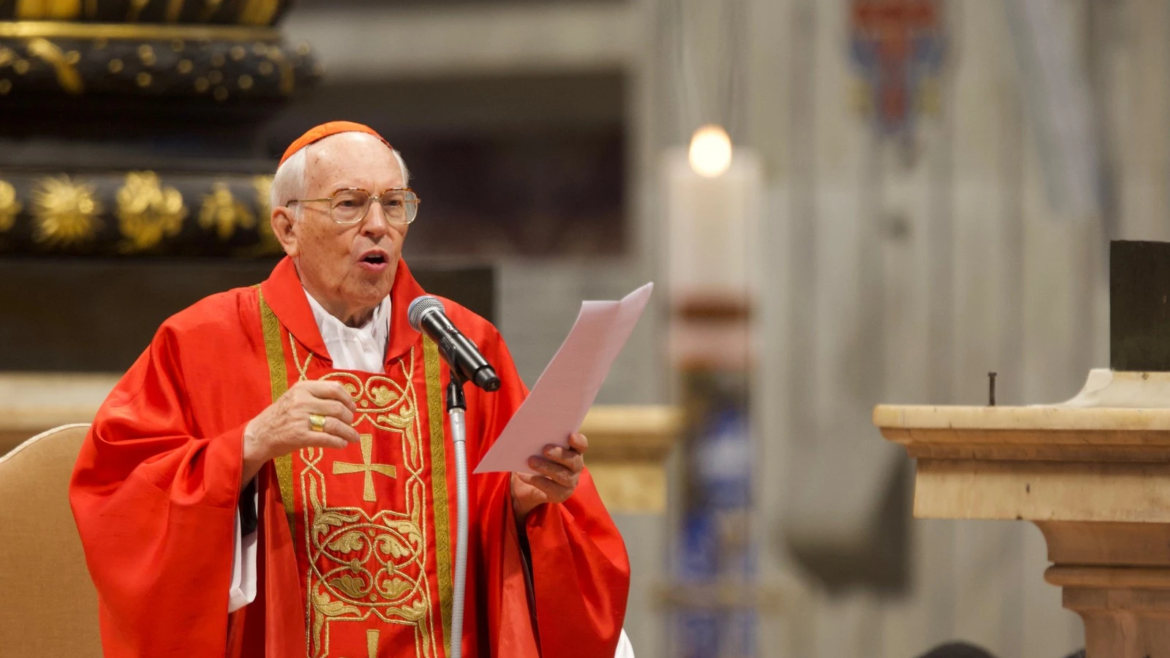 Cardenal Re: Pidamos al Espíritu Santo que sea elegido el Papa que la Iglesia necesita