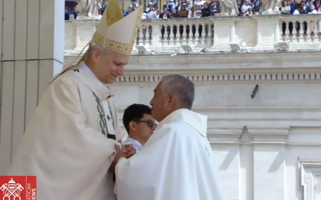 “Una experiencia maravillosa”: Testimonio del sacerdote peruano en el rito de obediencia a León XIV