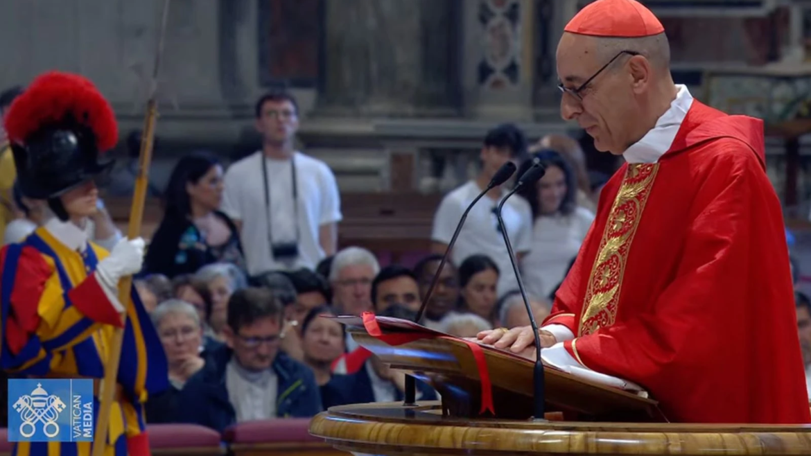 Cardenal Fernández: Para el Papa Francisco el trabajo era su alegría, alimento y descanso