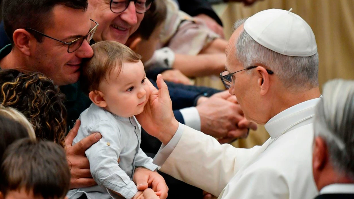 El Papa León XIV llama a ser una Iglesia misionera que acoja a todos los que necesitan amor