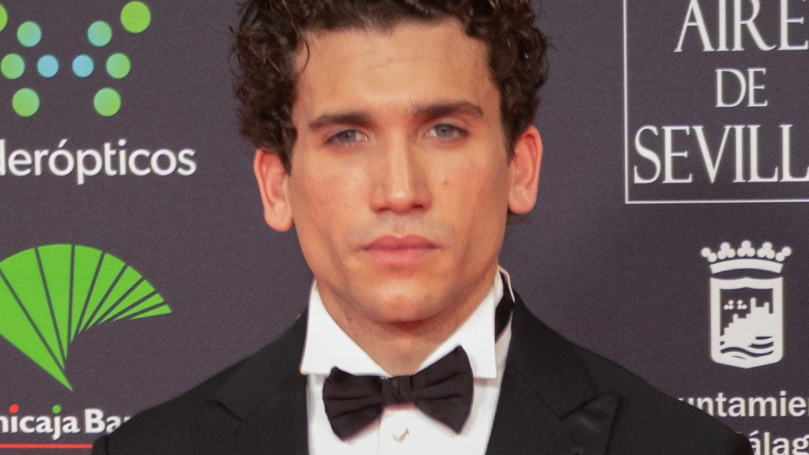 Jaime Lorente, "Denver" en La Casa de Papel, recupera la fe que recibió de sus padres