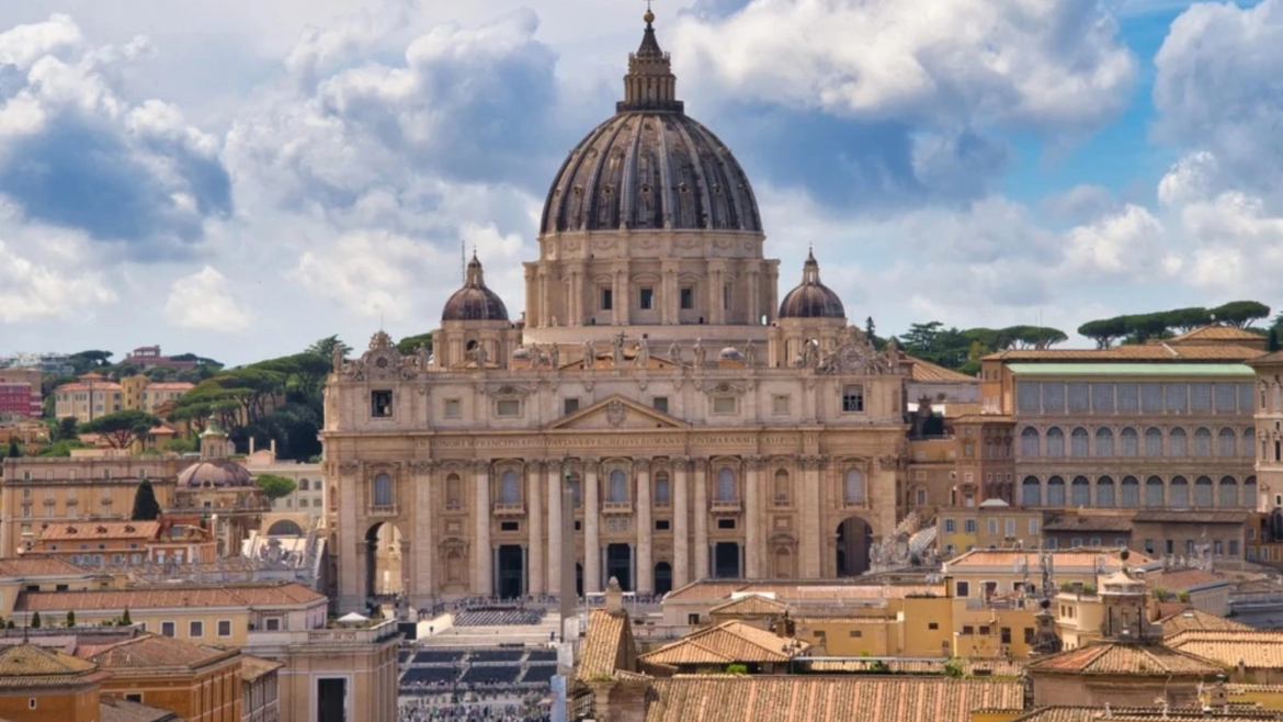 El Vaticano actualiza su sitio web oficial por primera vez en casi 30 años