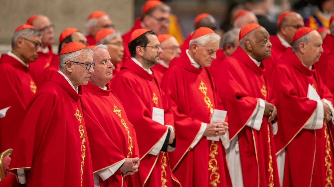 ¿Si un cardenal enferma durante el cónclave puede votar? El rol esencial de los “Infirmarii”
