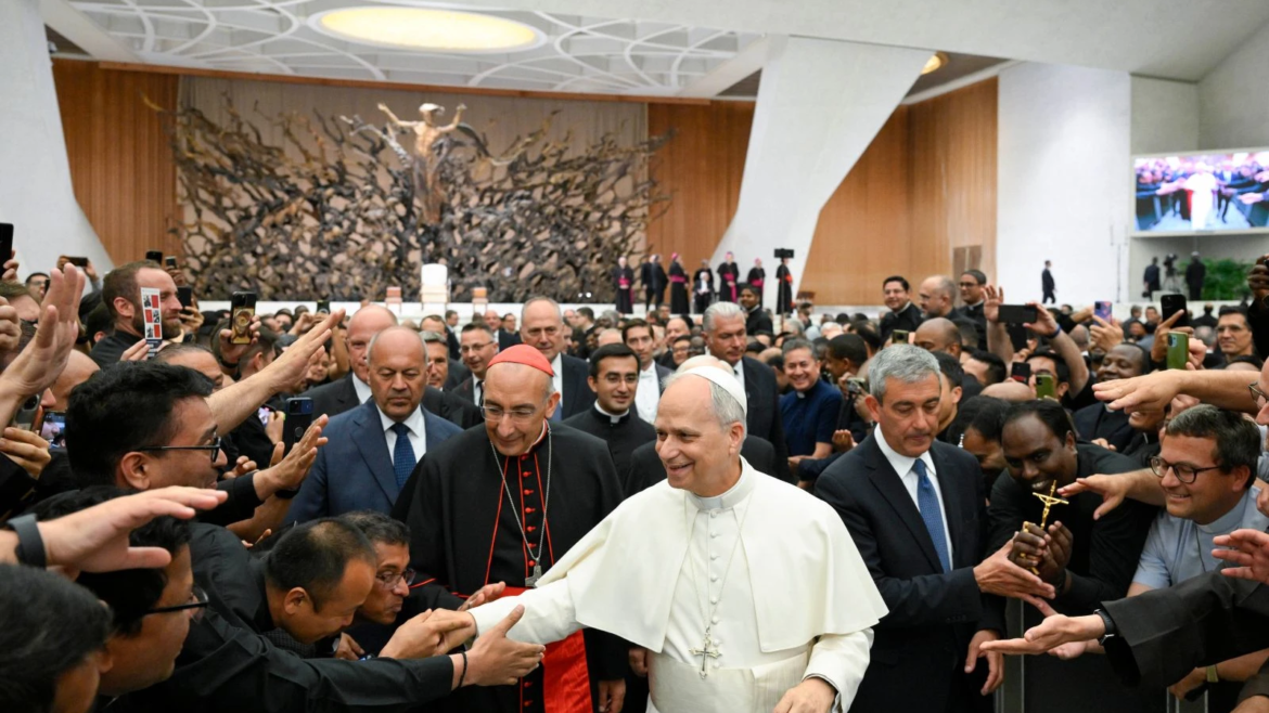 El Papa León XIV anima a los sacerdotes de Roma a ser “creíbles y ejemplares”