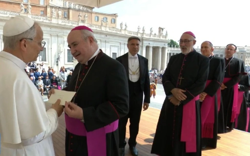 Obispos argentinos invitan al Papa León XIV a visitar el país de su predecesor