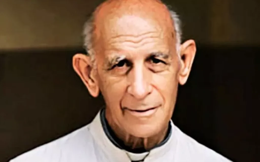 Avanza la causa de canonización del sacerdote apodado “el santo de la bicicleta”