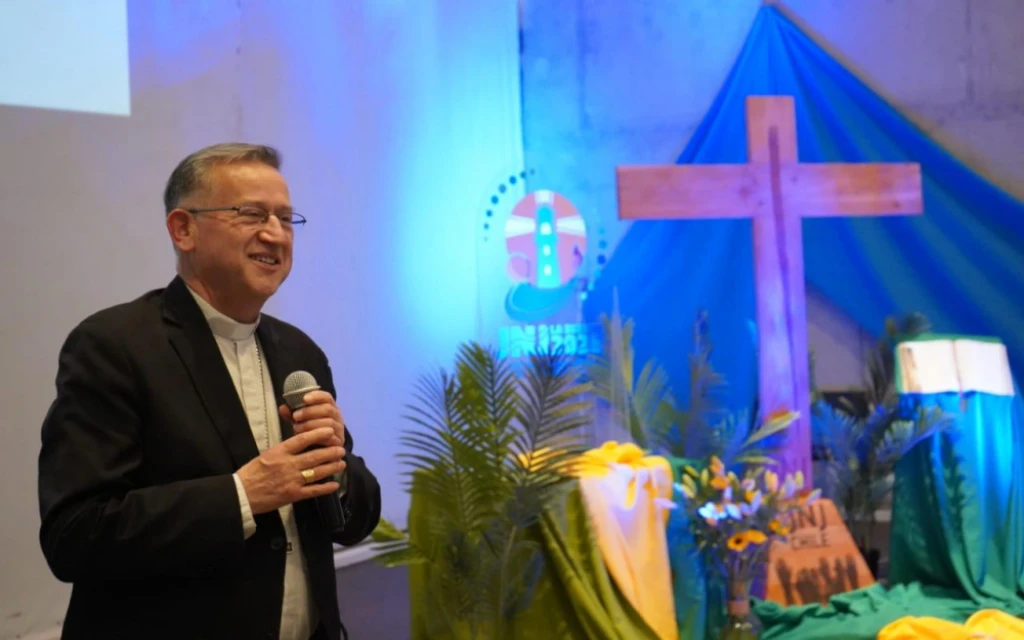 La prioridad es la Evangelización: Mons. Rebolledo Salinas repasa su primer año al frente del Episcopado chileno