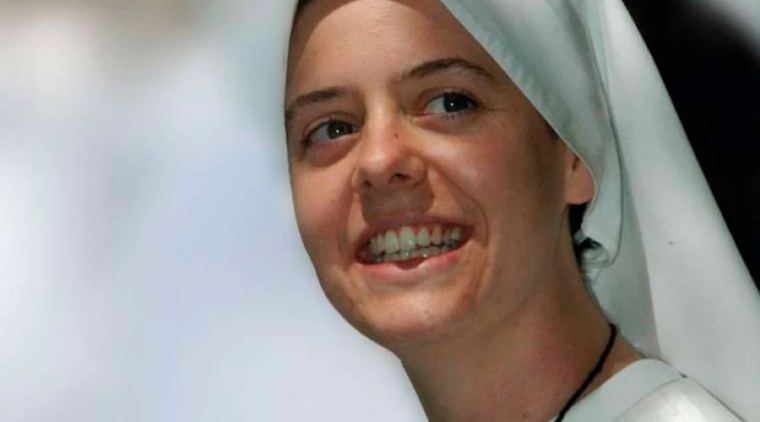 “Firmó un contrato con Jesús”: religiosa revela cómo Clare Crockett eligió a Dios antes que a Hollywood