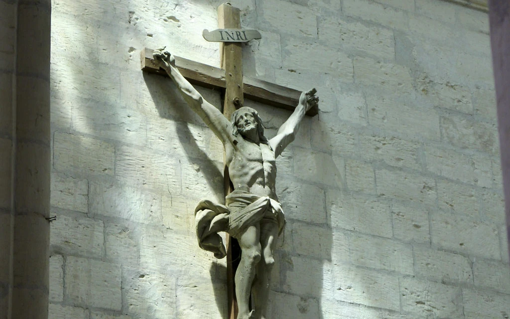 3 lecciones tras el suicidio de un sacerdote de 35 años en Italia