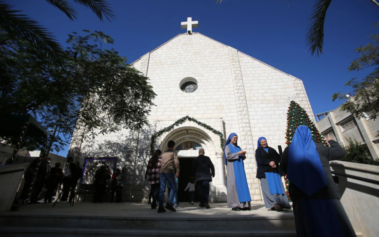 Ataque a la iglesia de Gaza: Sin las alertas del Padre Romanelli “hubiera sido una masacre”