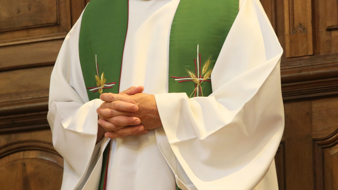 Sentencian a sacerdote mexicano por abuso sexual contra menor en Ciudad Juárez
