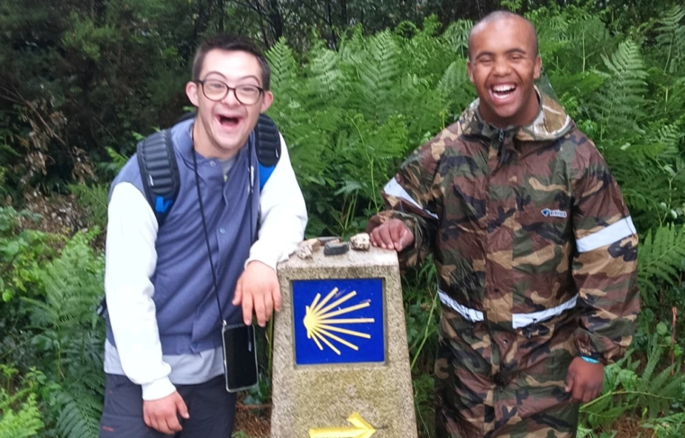 Personas con discapacidad realizan el Camino de Santiago por primera vez: “Me gustó ir a Misa todos los días”