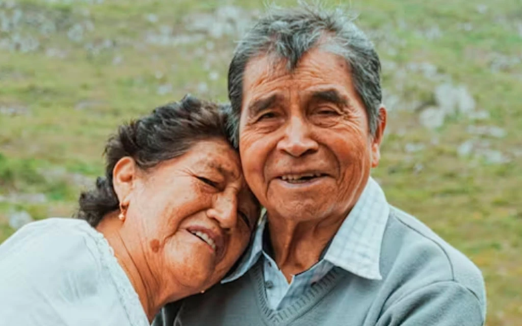 "Viejos son los trapos": Arzobispos meditan sobre la Jornada Mundial de los Abuelos y los Ancianos 2025