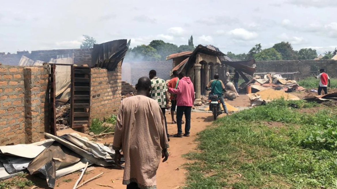 Obispo denuncia “un genocidio planificado” contra los cristianos en Nigeria