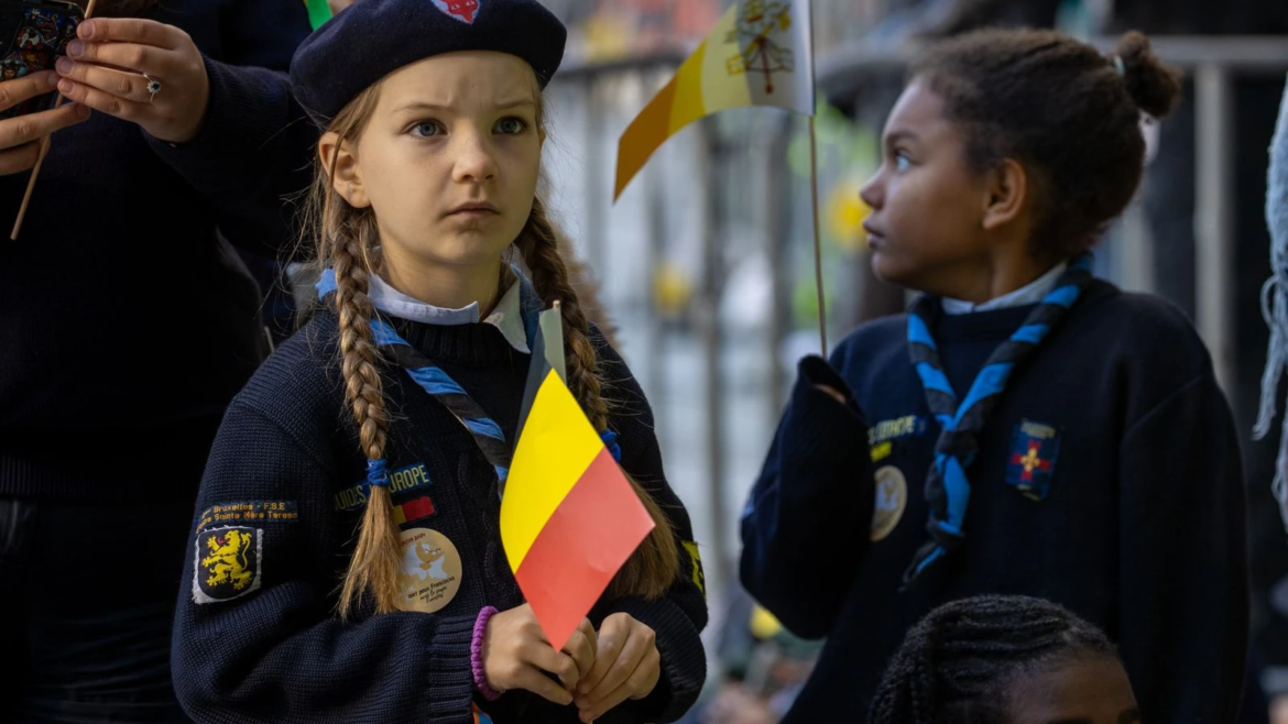 León XIV: los jóvenes “quieren conquistar el mundo no para someterlo, sino para servir”