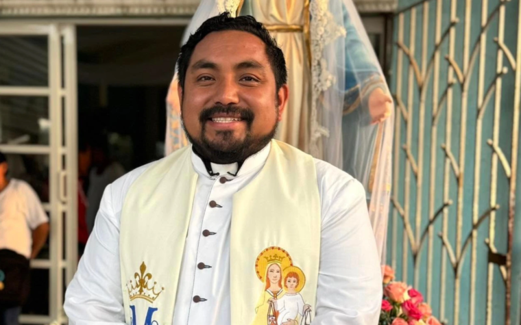 Oraciones en México y España por sacerdote baleado en Tabasco