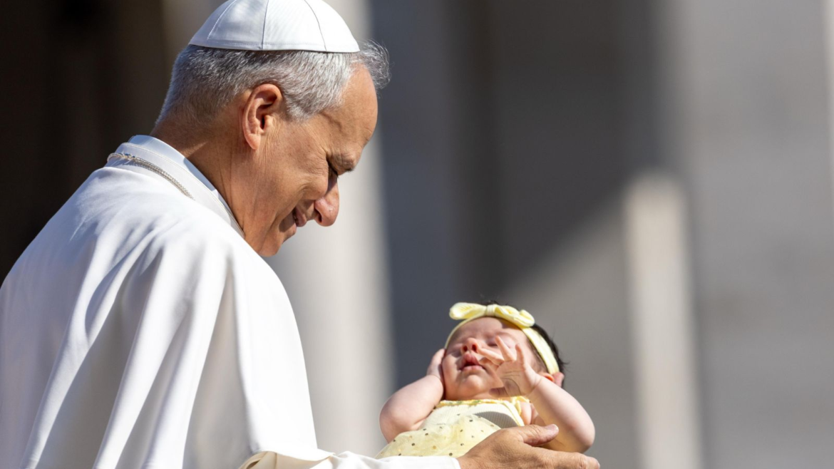 El Papa León XIV: “El amor no es fruto del azar, sino de una elección consciente”