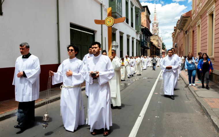 “Vamos a la Casa del Señor”, corearon cientos de sacerdotes en la capital de Colombia