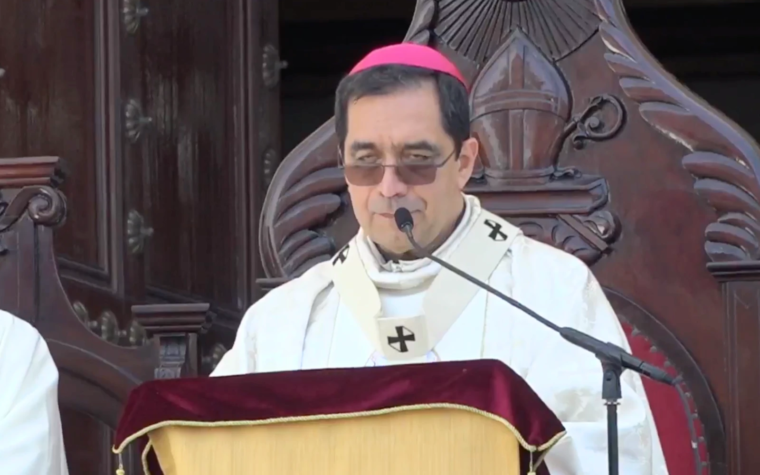 La Iglesia Católica critica reformas constitucionales que permiten reelección de Bukele en El Salvador
