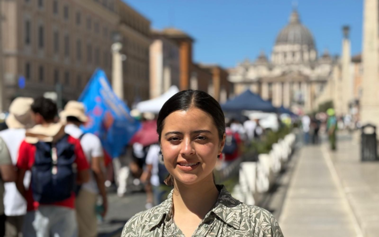 Clara Cuevas, la influencer mexicana que dejó el éxito por Cristo tras una experiencia sobrenatural