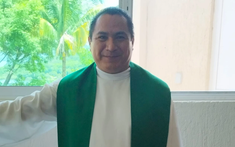 Sacerdote muere tras ser arrastrado por la corriente durante tormenta en México
