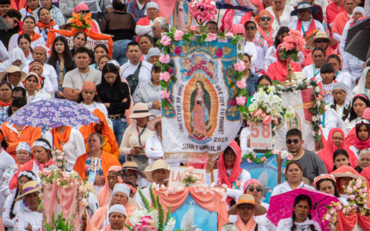 Convocan a procesión con imágenes de la Virgen en la Catedral de la Ciudad de México