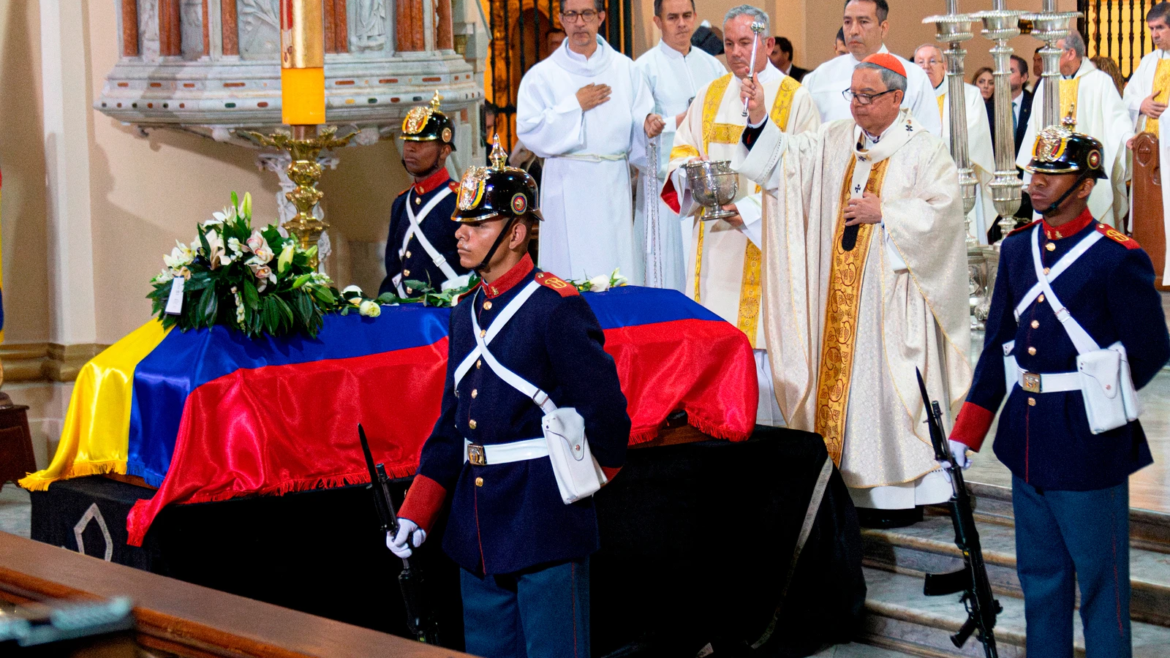 FOTOS: Colombia despide a Miguel Uribe Turbay con una misa y clamando paz y unidad