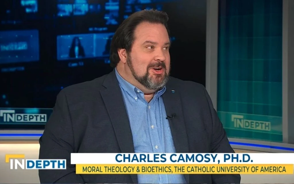 Experto católico en bioética sobre la IA: “No es demasiado tarde para volver a meter al genio en la lámpara”
