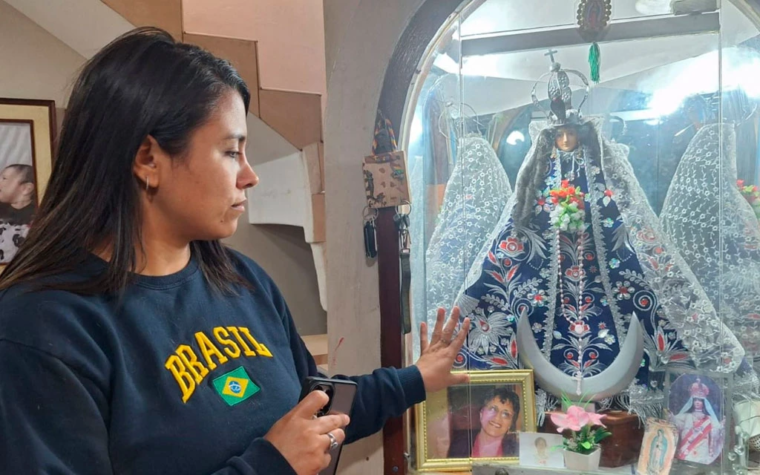 Imagen de la Virgen intacta tras atentado que dejó 10 heridos y decenas de casas afectadas en Perú