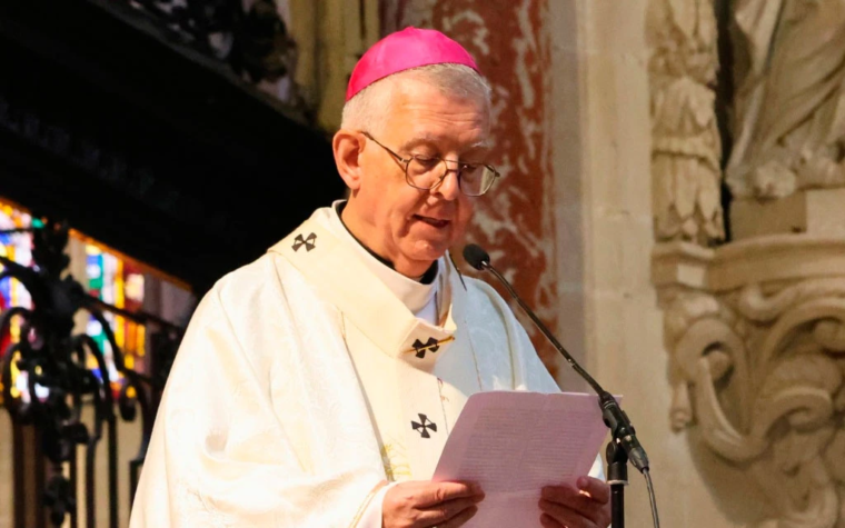 Arzobispo francés rectifica nombramiento de sacerdote condenado por violación y pide perdón