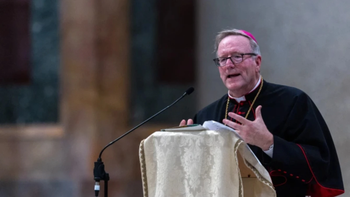 Obispo Barron a los jóvenes en Roma: Escuchen la voz de Dios y acepten su misión