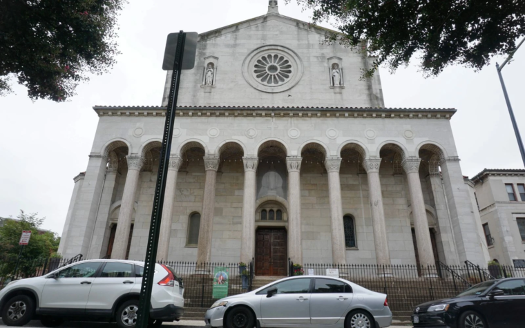 Las detenciones de ICE afectan a las iglesias católicas de Washington D.C.