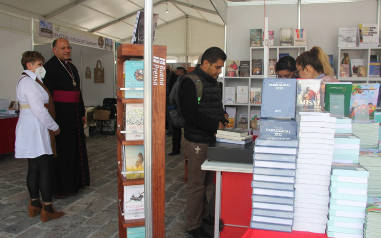 ¿Cómo encontrar buenos libros católicos en México? Esta feria en la Basílica de Guadalupe puede ser la respuesta