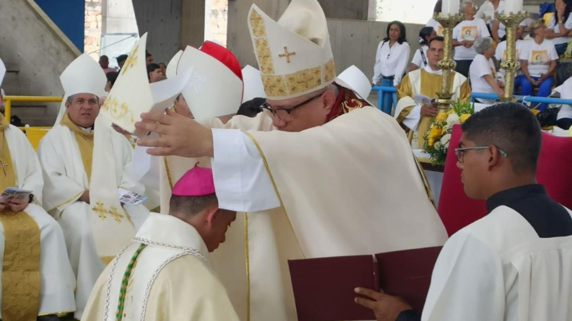 FOTOS: Primer obispo nombrado por León XIV en Venezuela recibe la consagración episcopal