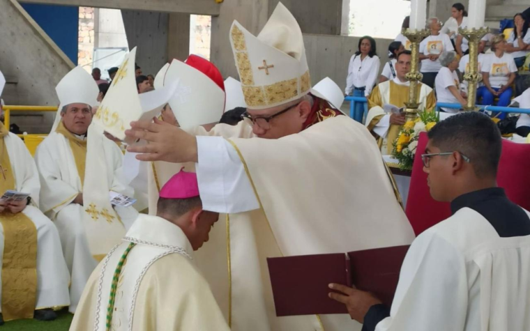 FOTOS: Primer obispo nombrado por León XIV en Venezuela recibe la consagración episcopal