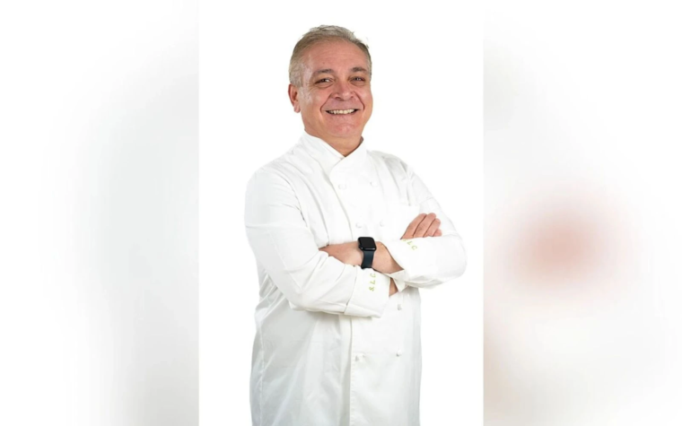 Exchef papal abre restaurante en Nueva York