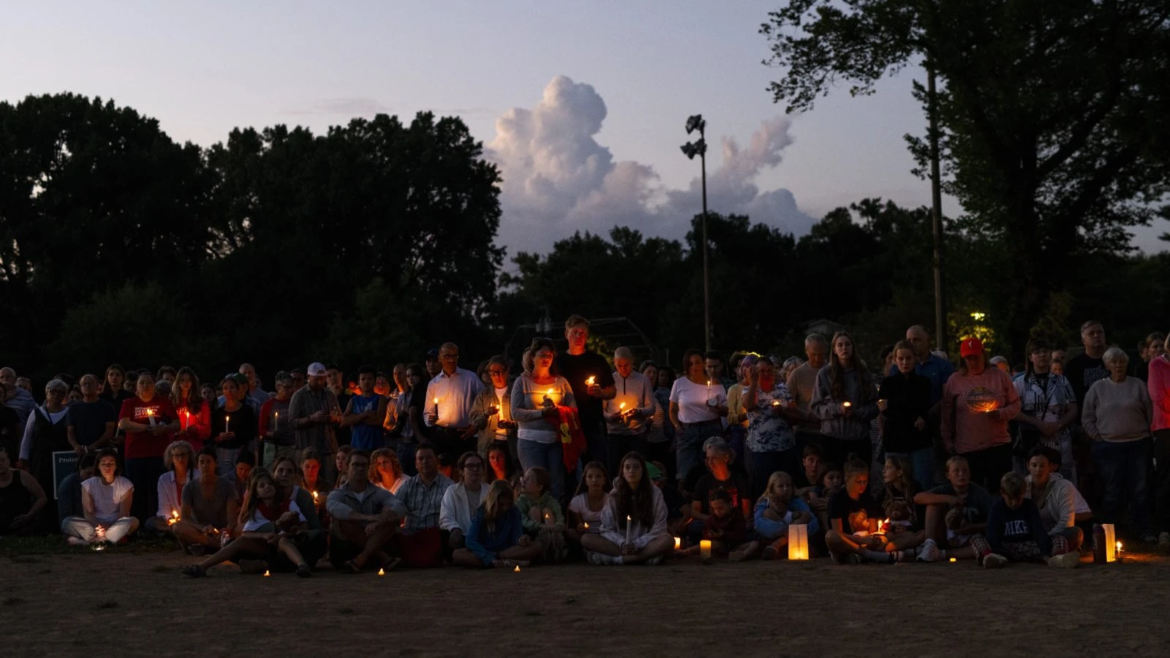 Escuela católica de Minneapolis cierra tras el tiroteo; sus líderes llaman a la "esperanza"