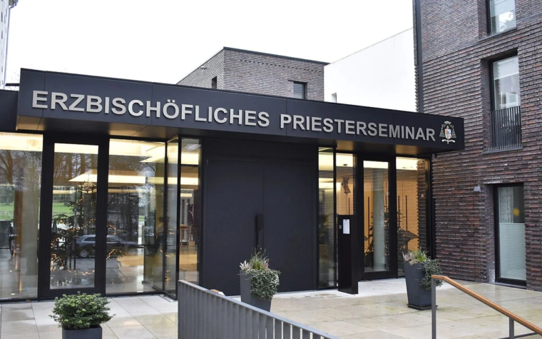 Arzobispado en Alemania inaugura nuevo modelo de seminario donde también vivirán mujeres