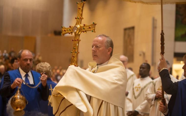 “El mayor privilegio del sacerdote es celebrar la Eucaristía”, recuerda el Primado de Irlanda
