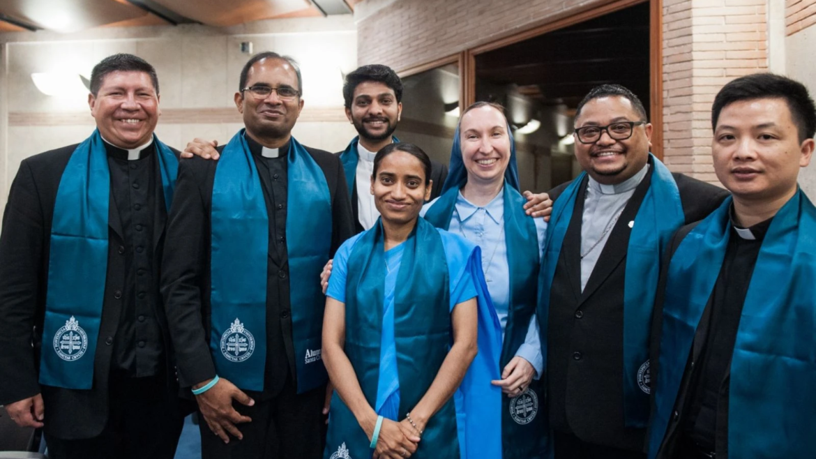 Fundación celebra 35 años formando a sacerdotes y seminaristas en 130 países