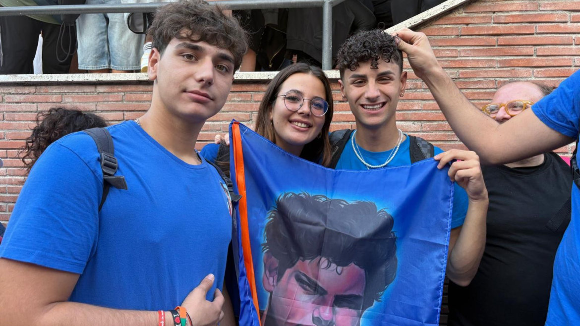 Tres jóvenes comparten los “milagros silenciosos” de Acutis en su parroquia poco antes de su canonización