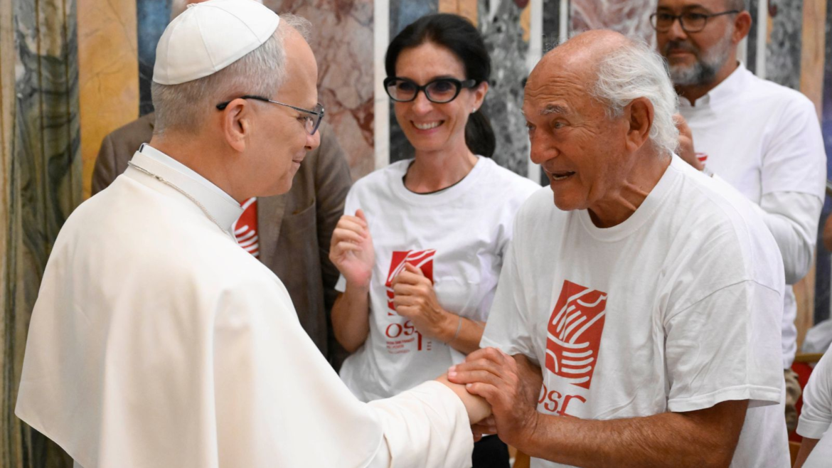 El Papa pide acoger a los pobres y denuncia su “dramático” aislamiento social