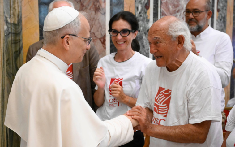El Papa pide acoger a los pobres y denuncia su “dramático” aislamiento social