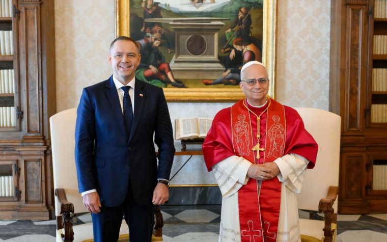 El Papa León XIV recibe al nuevo presidente de Polonia