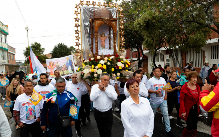 “Yo reinaré”: Miles de fieles celebran los 90 años de la devoción al Divino Niño Jesús en Colombia