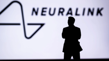 “Neuralink” vs. Imago Dei: Lo que la antropología católica tiene que decir sobre la tecnología y la IA de Musk